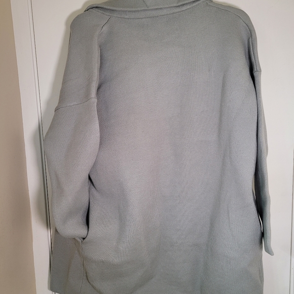 Lenore coatigan Sage M/L. - Picture 3 of 7